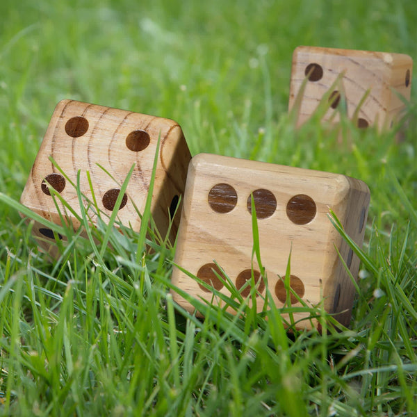 Wooden Yard Dice Game [3-122282]