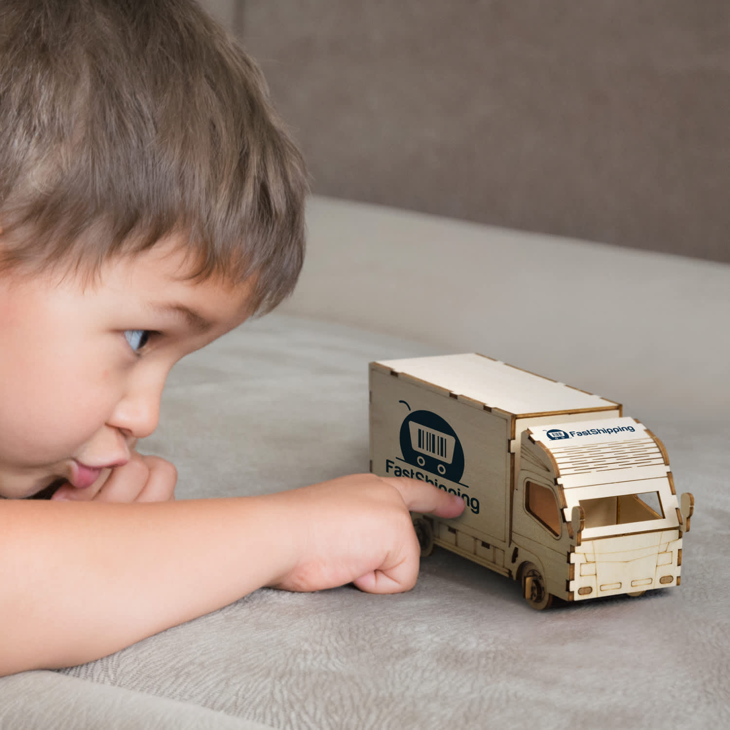 BRANDCRAFT Small Truck Wooden Model [3-124032]