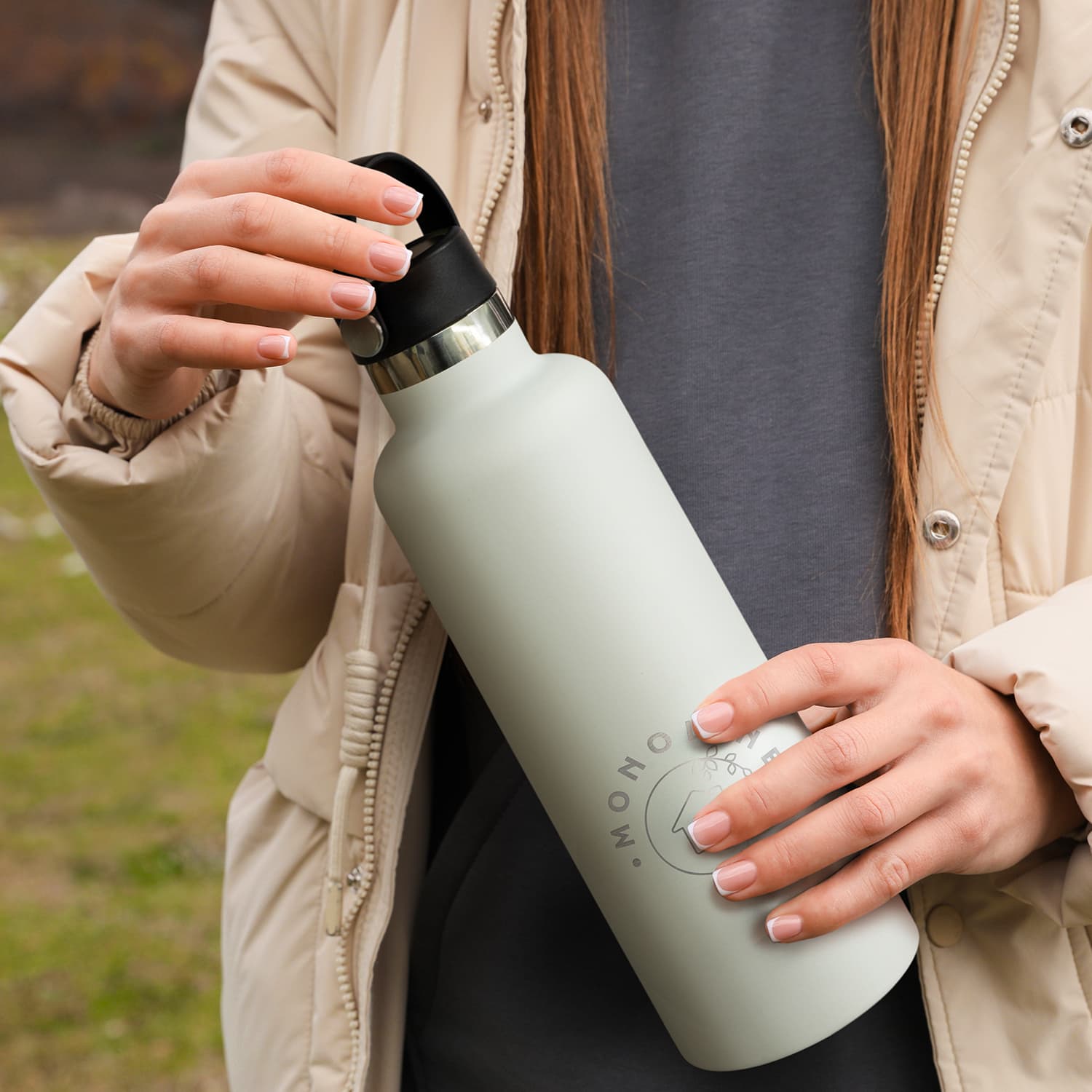 Nomad Vacuum Bottle 1L  Carry Lid [3-124425]