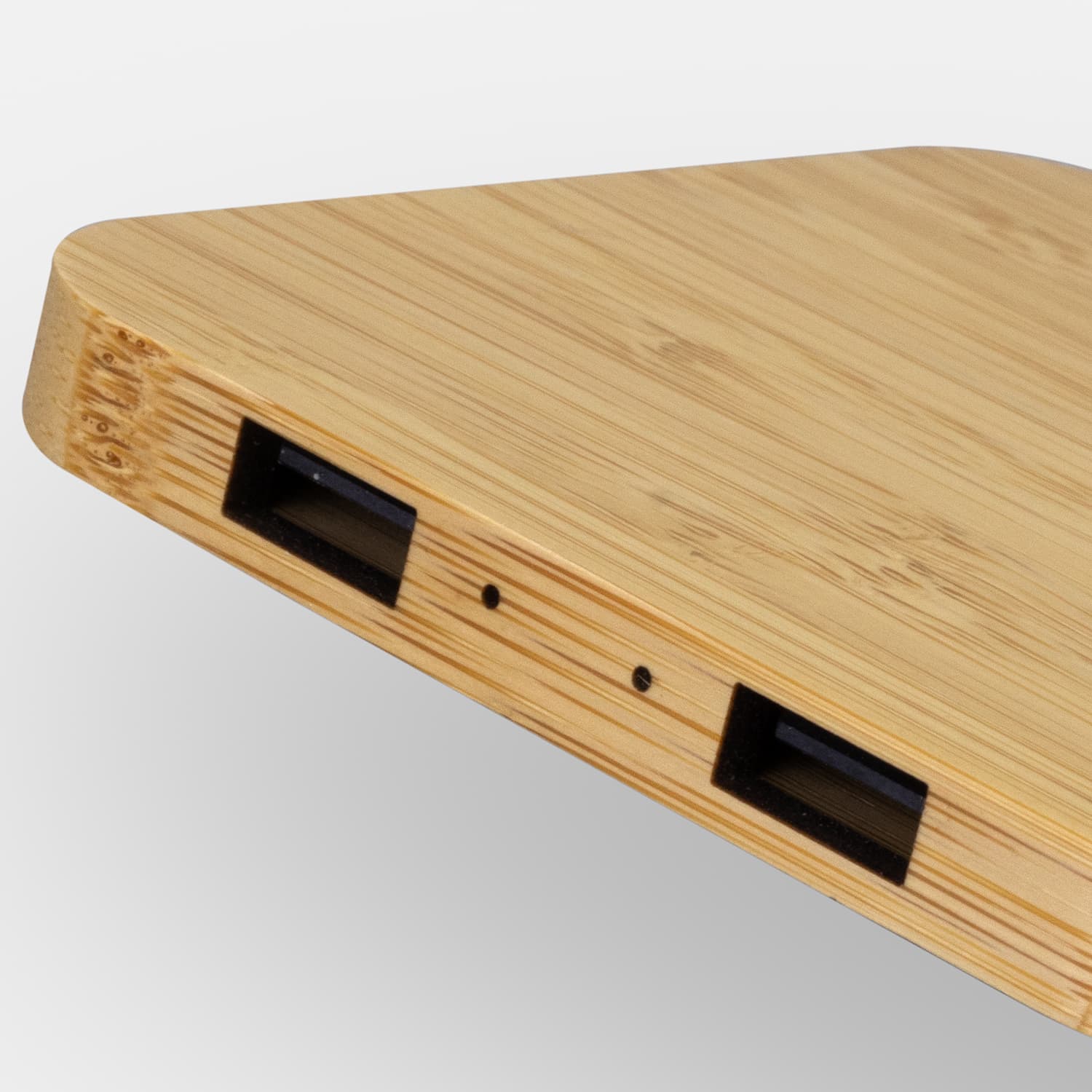NATURA Bamboo Wireless Fast Charging Hub [3-126409]