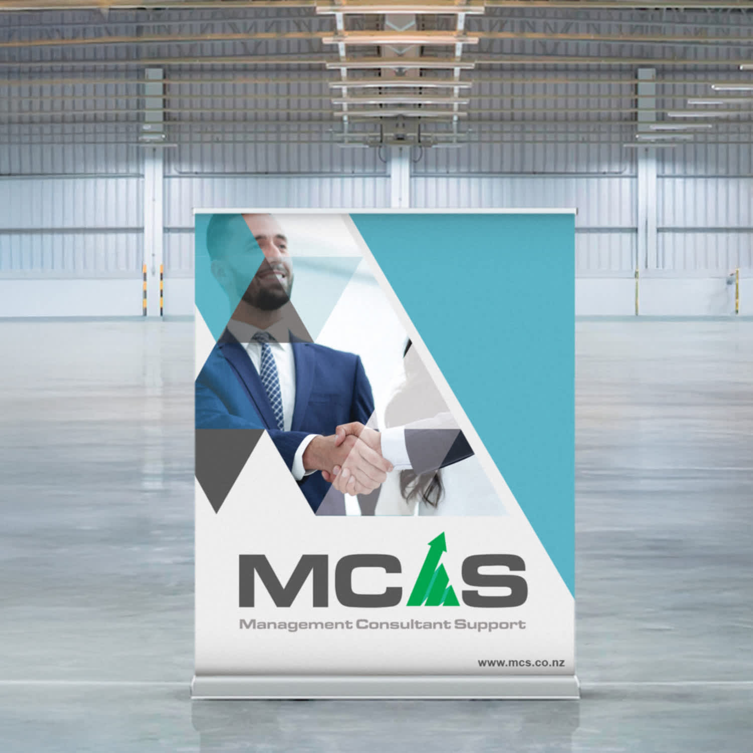 Luxury Pull Up Banner Wide SC Approved [3-126781]