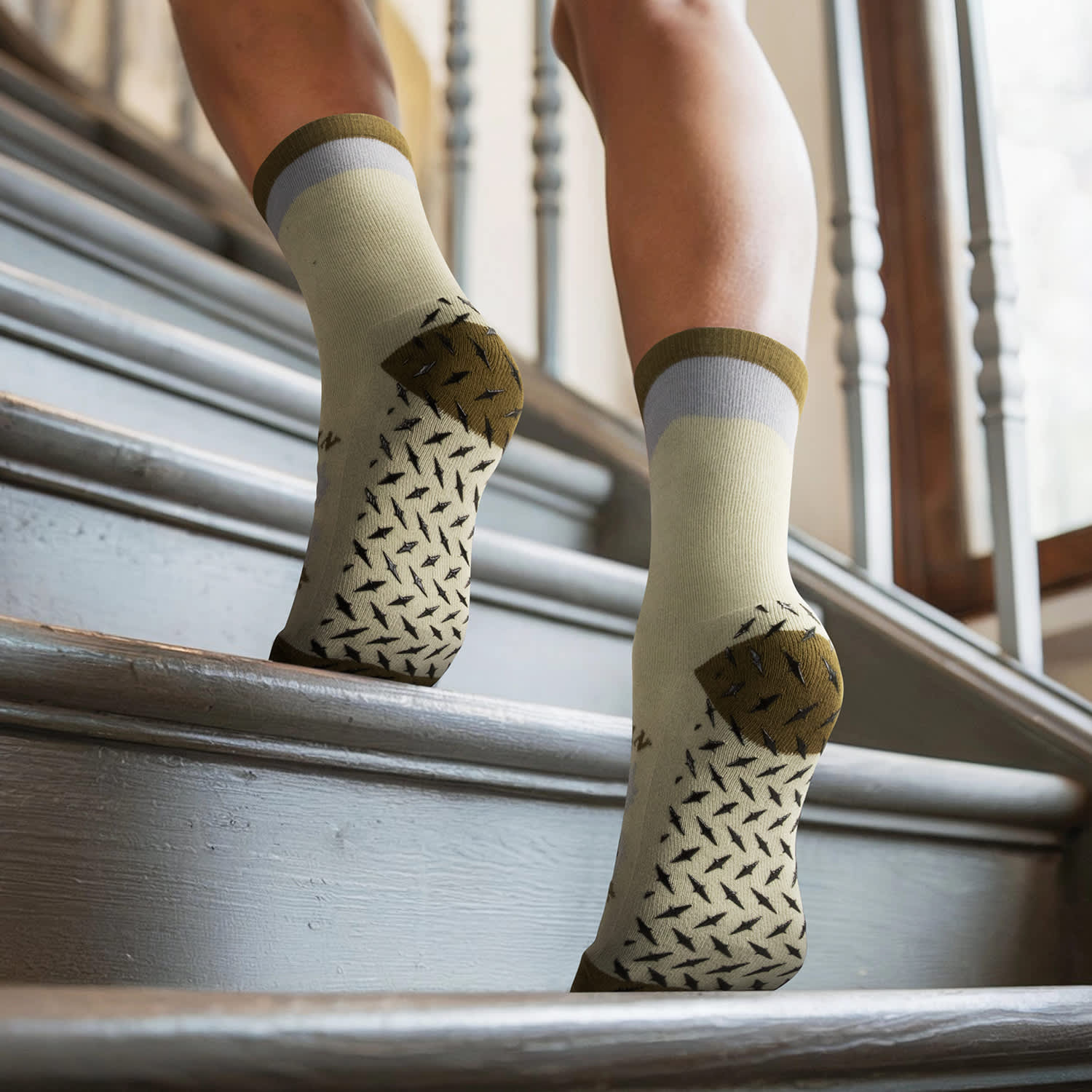 Nero Crew Grip Socks [3-127604]