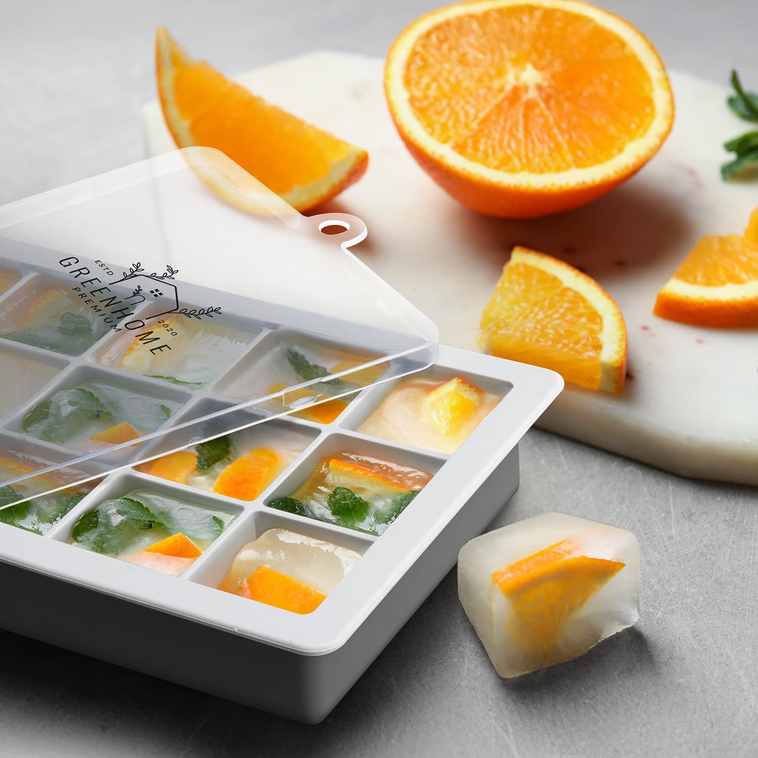Blizzard Ice Tray with Lid [3-128024]