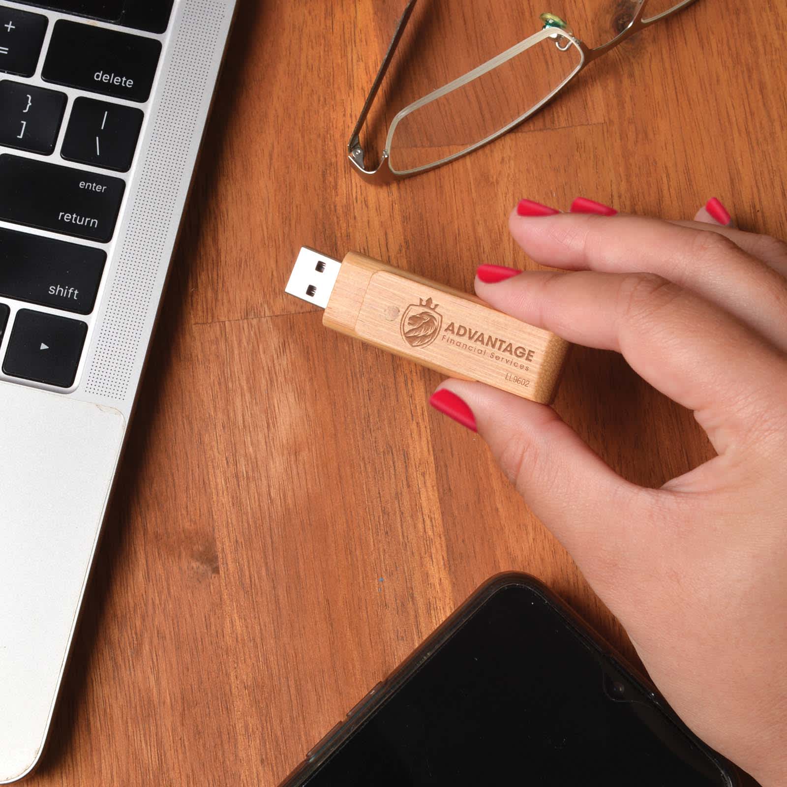 Bamboo USB Flash Drive [2-LL9602]