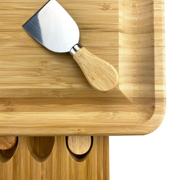 Maison Cheeseboard and Knife Set [19-CBD006]