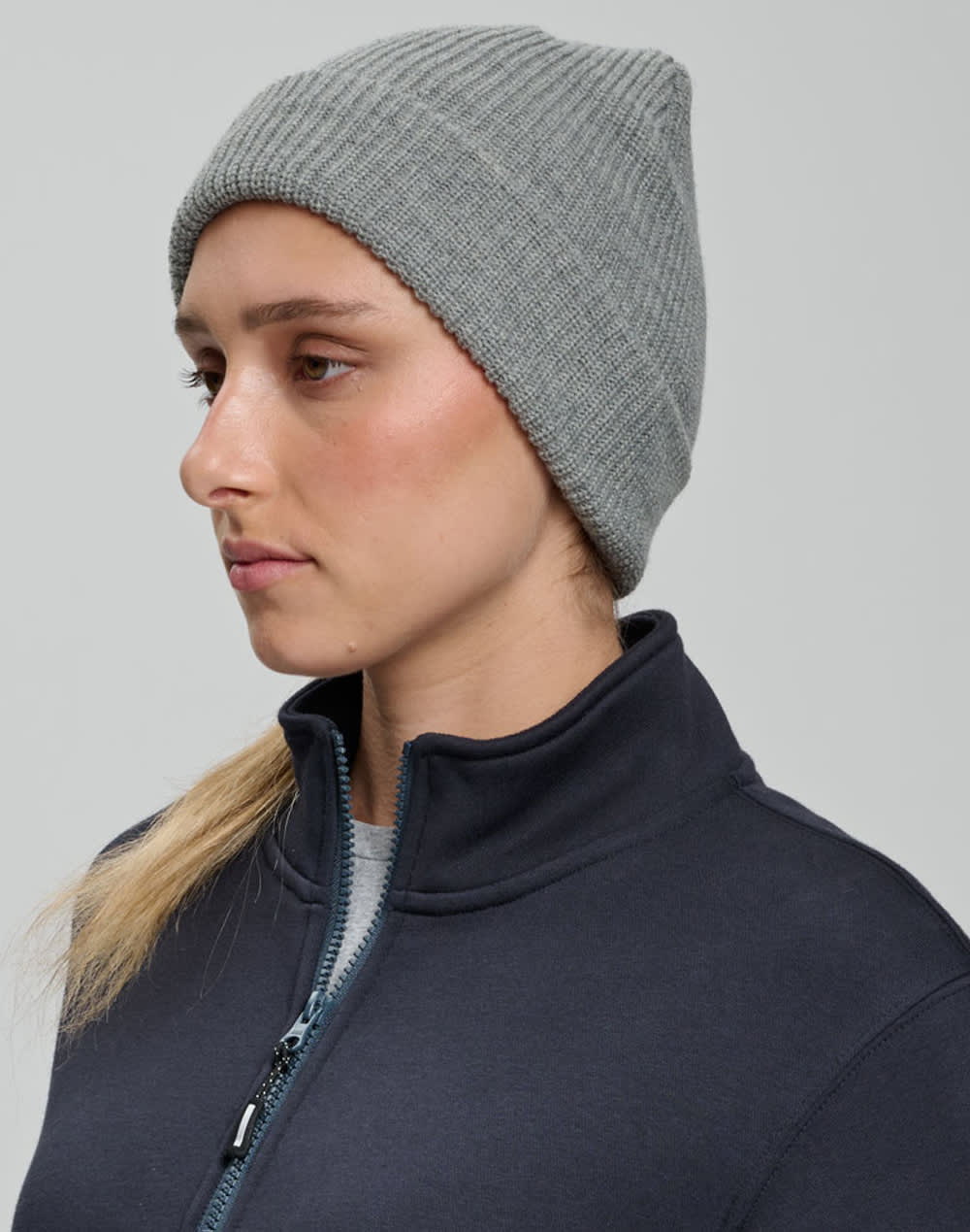 Roll Up Cable Knit Snug Beanie [53-CH85]