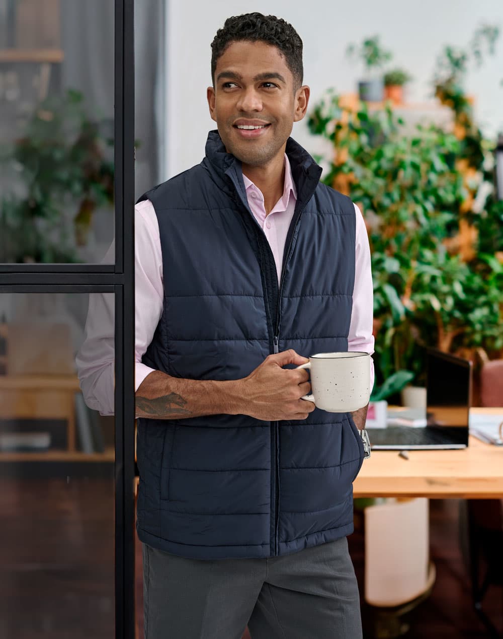 Mens Sustainable Insulated Puffer Vest 3D Cut [53-JK61]
